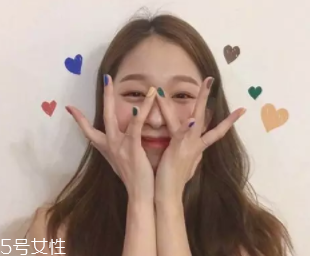 什么女孩適合不留劉海？圓臉妹子掀起劉海更適合你