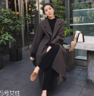 白領(lǐng)女性赴約穿什么好？長(zhǎng)款氣質(zhì)大衣有格調(diào)和氣質(zhì)