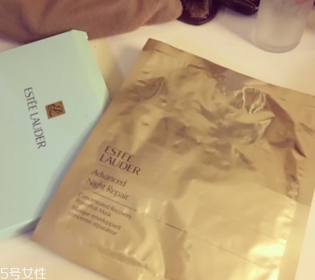 雅詩蘭黛面膜要不要洗？要看是哪一款面膜