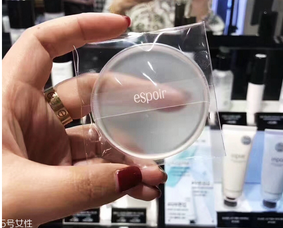 espoir艾絲珀硅膠粉撲好用嗎？硅膠粉撲非常受歡迎