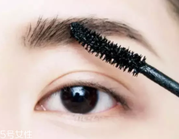過年涂什么口紅？這些唇色讓親屬夸你好看