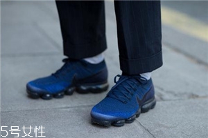 運動鞋好還是皮鞋好？不同場合不同需求