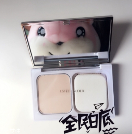 雅詩蘭黛粉餅?zāi)目詈?？補(bǔ)妝定妝的神器