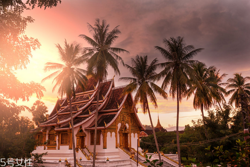 泰國(guó)最值得買(mǎi)護(hù)膚化妝品推薦 泰國(guó)彩妝購(gòu)物必買(mǎi)清單 泰國(guó)最值得買(mǎi)護(hù)膚化妝品推薦 泰國(guó)彩妝購(gòu)物必買(mǎi)清單