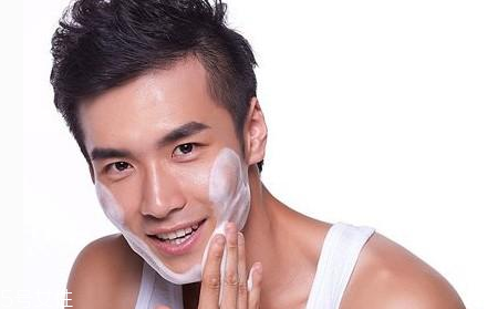 男士護膚品用什么牌子好？男士護膚品步驟