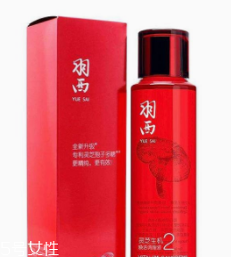 油痘皮適合什么護膚品？控油爽膚水不能少