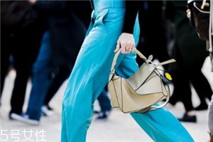 loewe和lv哪個(gè)檔次高？都是頂級(jí)品牌