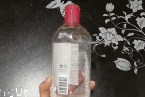 貝德瑪卸妝水要二次清潔嗎？卸除彩妝無殘留