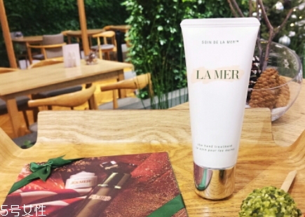 海藍(lán)之謎和sk2哪個好？從檔次膚質(zhì)適合情況比較