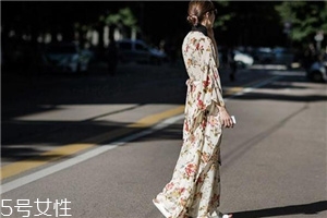春天穿什么裙子好看？爭奇斗艷全靠它