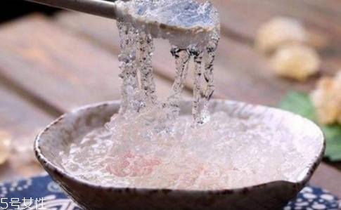 雪燕可以生吃嗎？雪燕沒煮熟可以吃嗎？
