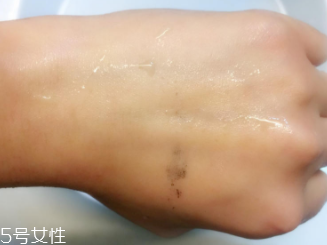 Attenir艾天然卸妝油好用嗎？打敗植村秀的卸妝冠軍