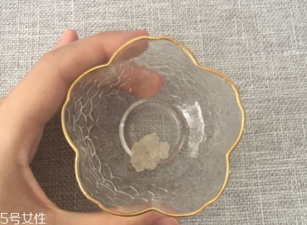 雪燕可以煮嗎？來(lái)看看雪燕的烹煮過(guò)程