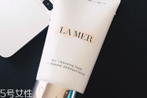 海藍(lán)之謎透潔面泡沫怎么用？璀璨凈透潔面泡沫