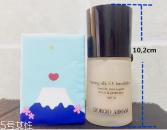 阿瑪尼粉底液脫妝嗎？4小時(shí)后要補(bǔ)妝