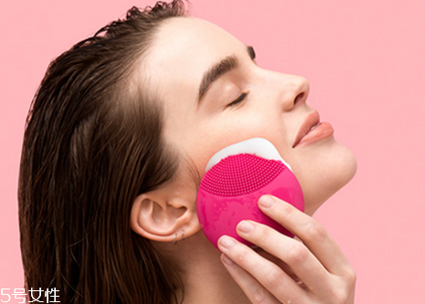 luna洗臉儀分幾種？foreo luna使用說(shuō)明