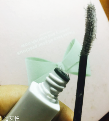 KATE睫毛打底膏怎么卸？化妝水濕敷2分鐘