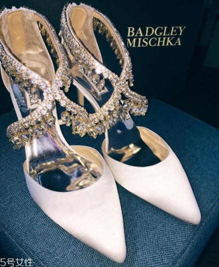 badgley mischka是什么牌子？高性價(jià)比婚鞋首選