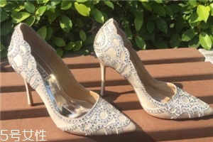 badgley mischka是奢侈品嗎？做最美最閃耀的新娘