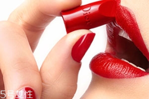 迪奧和圣羅蘭口紅哪個(gè)好？dior和ysl口紅對(duì)比