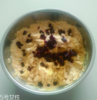蔓越莓發(fā)糕怎么做好吃？這么做超美味