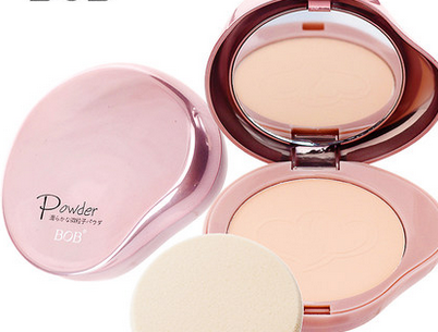 粉餅可以代替粉底液用嗎 粉餅結塊的解決辦法 粉餅可以代替粉底液用嗎 粉餅結塊的解決辦法