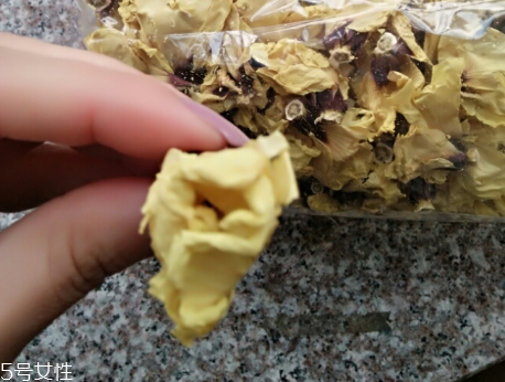 秋葵花可以泡酒嗎？秋葵泡酒好處多