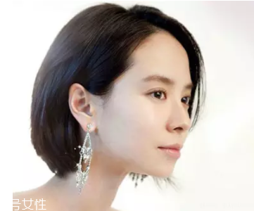霧面妝和水光妝哪個(gè)好？水光妝更顯年輕