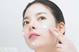面霜可以晚上用嗎？面霜也分早晚霜