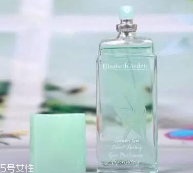 濃香水和淡香水哪個(gè)好？淡香水男女都能用