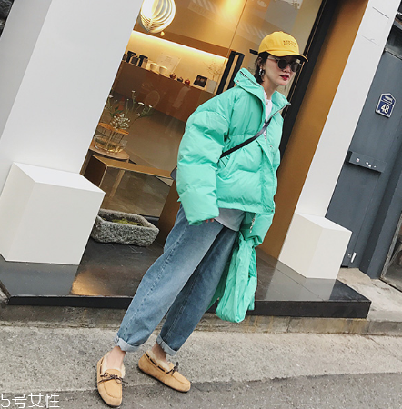 牛仔褲脫漿是什么意思？脫漿之后更柔軟