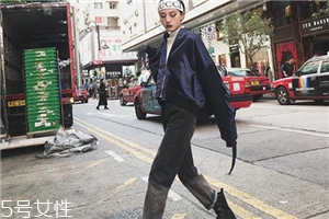牛仔褲腰圍大了可以改小嗎？