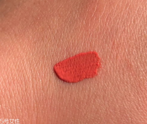 Mac唇釉哪個(gè)顏色最火？Tattoo my heart斬男色