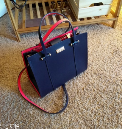 kate spade是奢侈品嗎？紐約輕奢界寵兒
