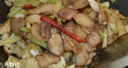 花椰菜炒肉怎么做好吃？這么做簡(jiǎn)單又美味