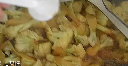 花椰菜炒肉怎么做好吃？這么做簡(jiǎn)單又美味