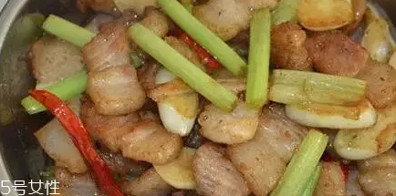 花椰菜炒肉怎么做好吃？這么做簡(jiǎn)單又美味