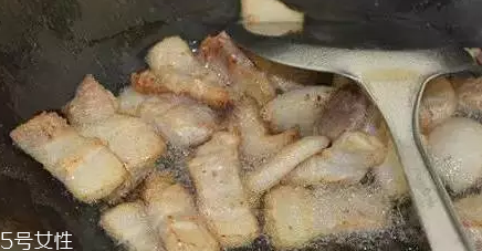 花椰菜炒肉怎么做好吃？這么做簡(jiǎn)單又美味