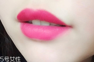 魅可珊瑚色口紅是幾號？relentlessly red桃花粉
