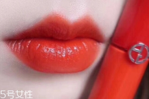 阿瑪尼401和402哪個好看？401黃皮摯愛