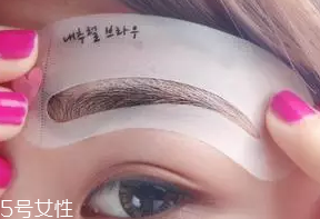 眉卡好用還是眉貼好用？眉貼更精確