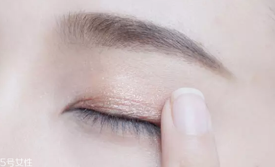 眉卡好用還是眉貼好用？眉貼更精確