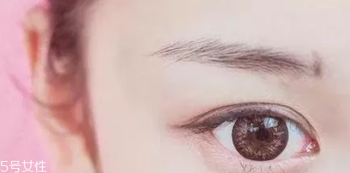 眉卡好用還是眉貼好用？眉貼更精確