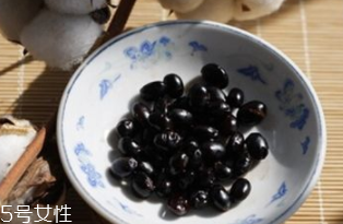 黑豆泡醋用生豆還是熟豆？熟不熟都可以