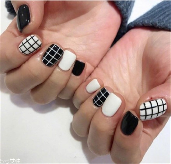 2018冬天流行什么類型美甲 紅色美甲合集 2018冬天流行什么類型美甲 紅色美甲合集