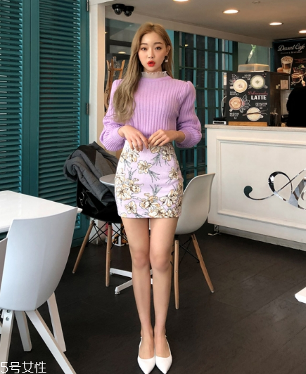 紫色毛衣怎么搭配？輕松駕馭流行色