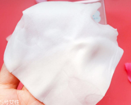 露露倫面膜用完要洗嗎？補(bǔ)水面膜無(wú)需清洗