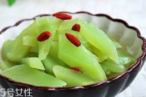 萵筍生吃好還是熟吃好？煮熟后維生素含量大大降低