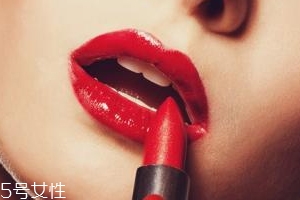 口紅融化了可以放冰箱嗎？冰凍3小時(shí)即可恢復(fù)