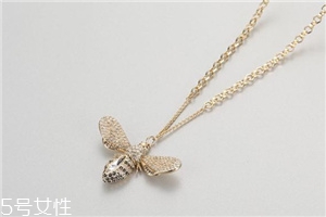 施華洛世奇小蜜蜂項(xiàng)鏈多少錢？
